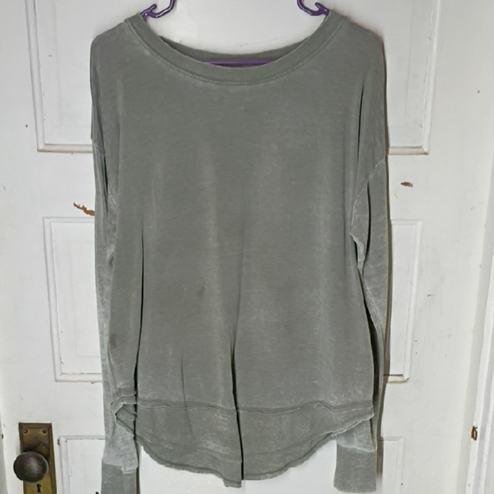 Natural Reflections Women's Sage Long Sleeve Top